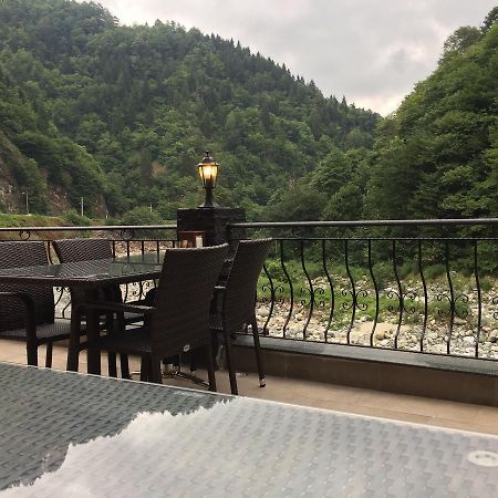 Yamanturk Ogretmenevi Hotel Çamlıhemşin Buitenkant foto