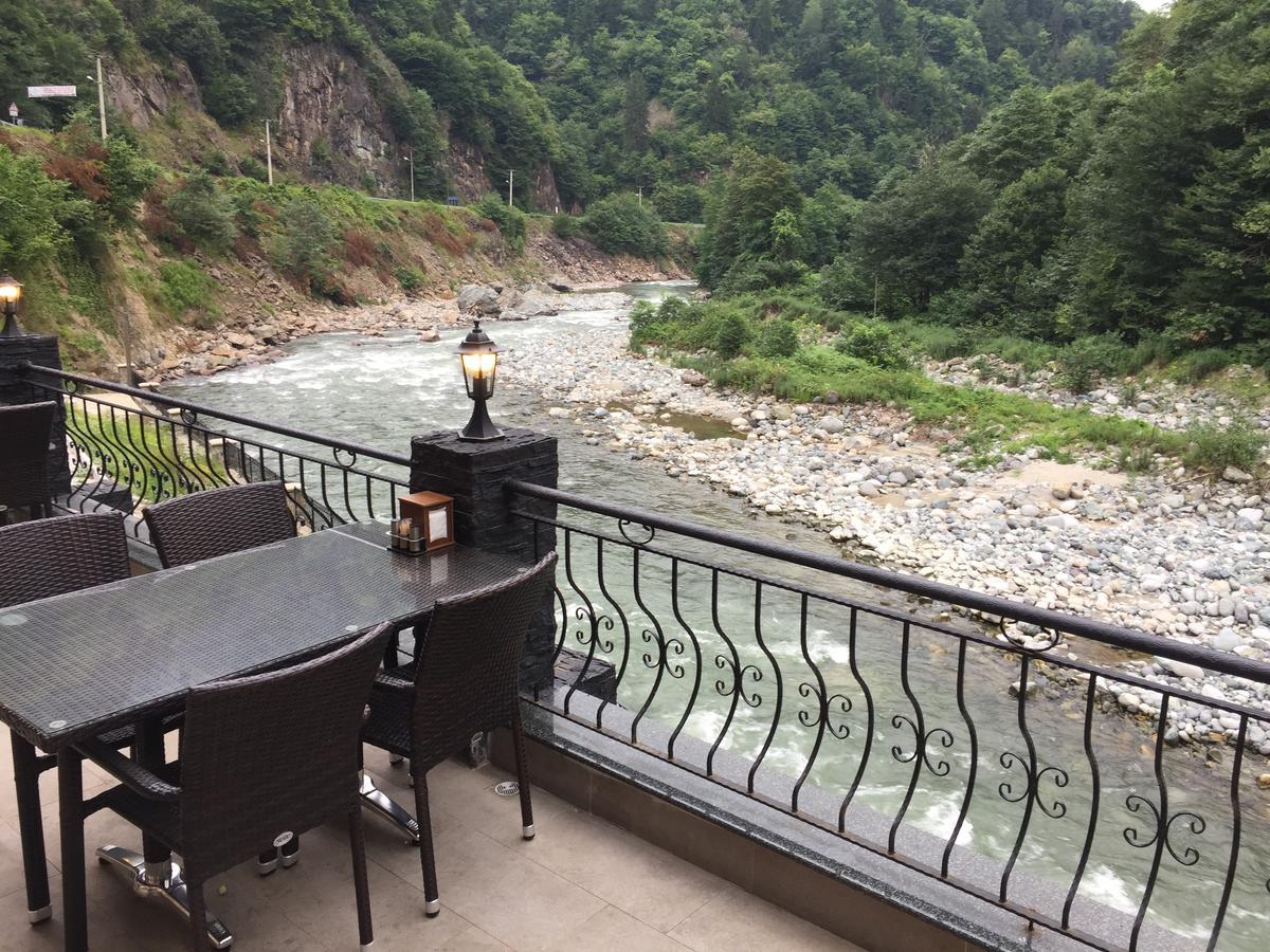 Yamanturk Ogretmenevi Hotel Çamlıhemşin Buitenkant foto