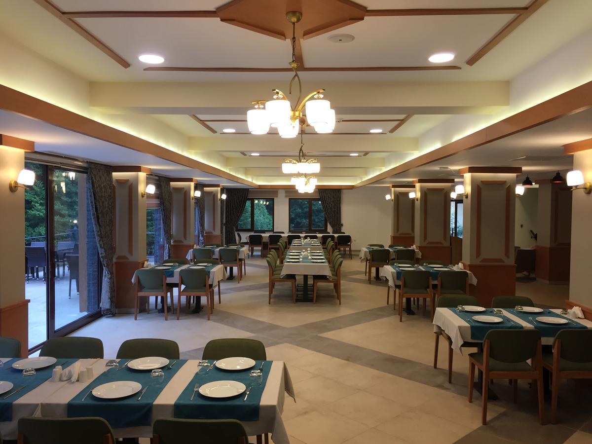 Yamanturk Ogretmenevi Hotel Çamlıhemşin Buitenkant foto