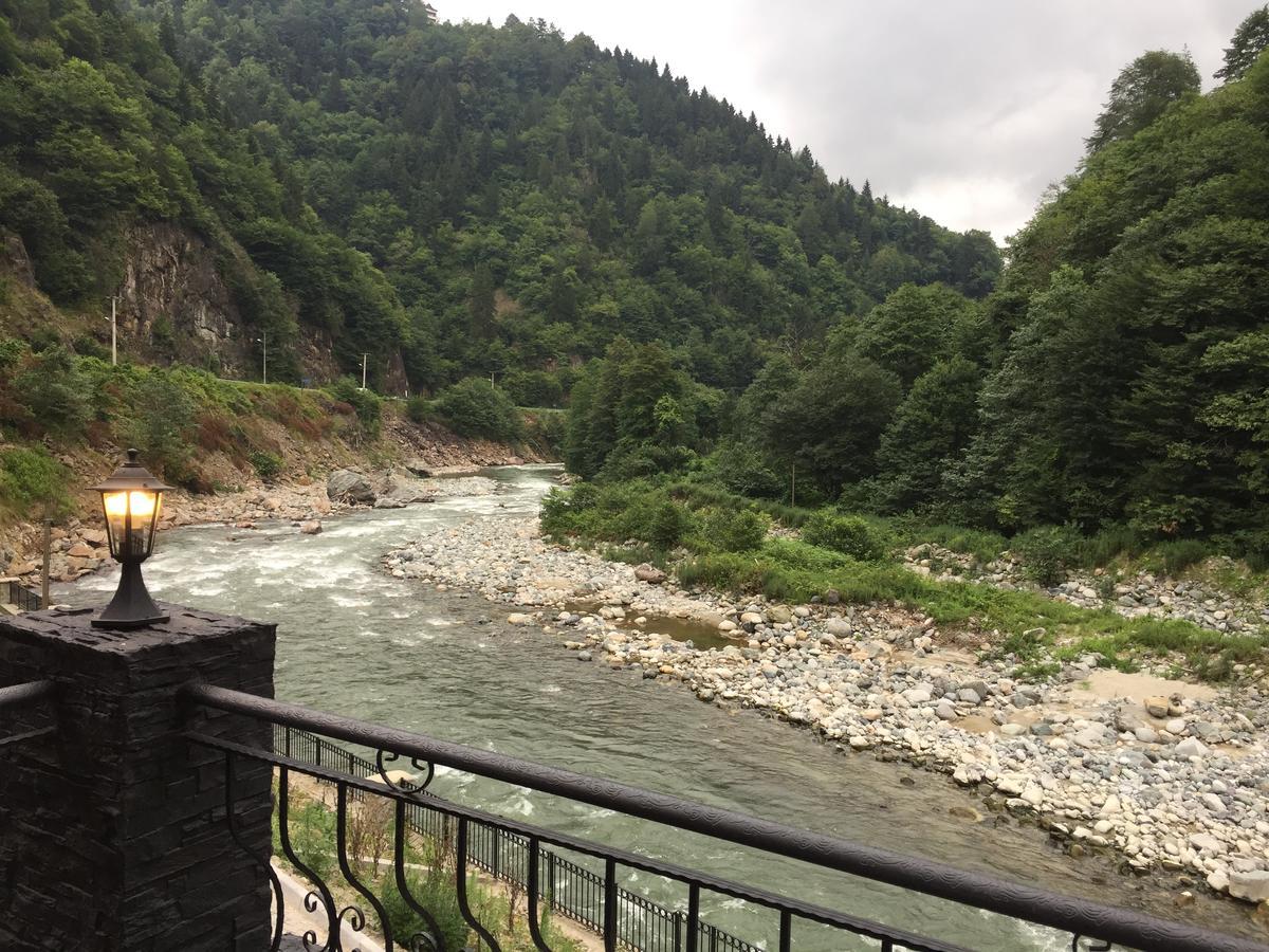 Yamanturk Ogretmenevi Hotel Çamlıhemşin Buitenkant foto